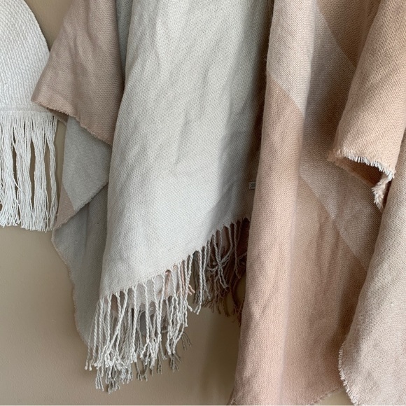 Soia & Kyo Fringe Colorblock  Scarfigan - Picture 5 of 8